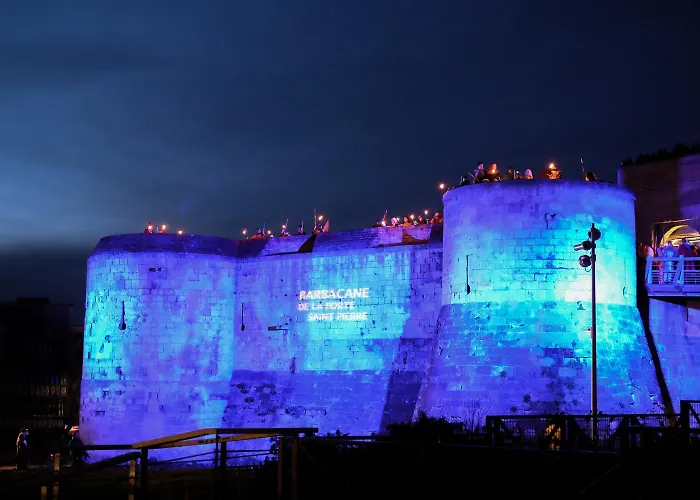 Le Phenix Calme Et Cosy Apartament